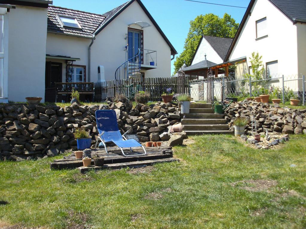 Haus Klara Hotel Mannebach  Eksteriør billede