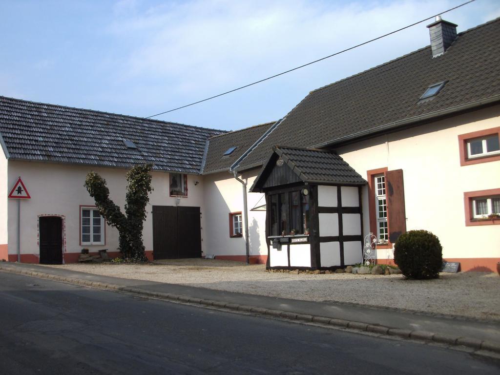 Haus Klara Hotel Mannebach  Eksteriør billede